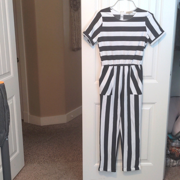Nwot roolee jumpsuit - Picture 2 of 4